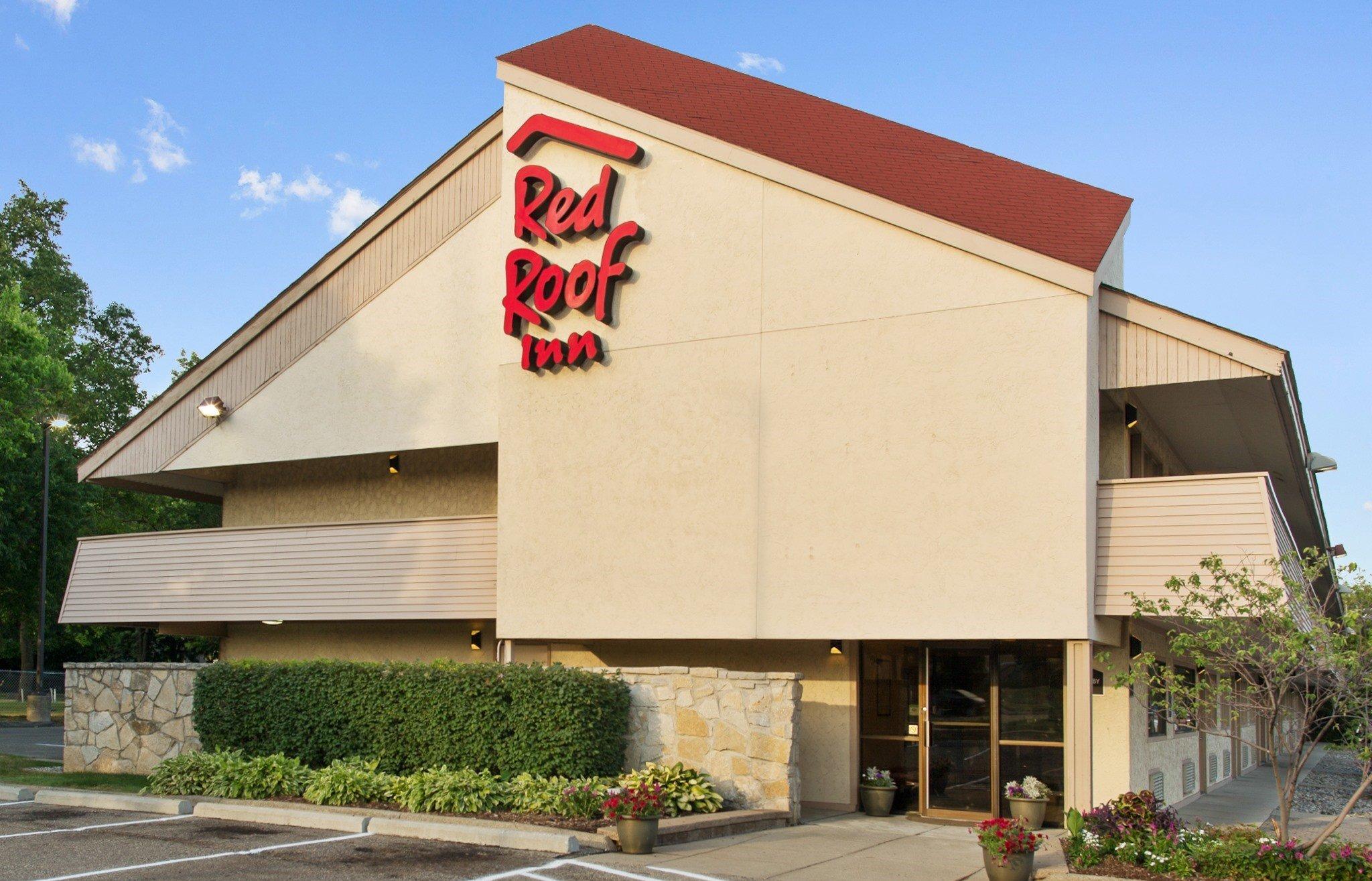 Red Roof Inn Detroit - Roseville St Clair Shores Exterior photo